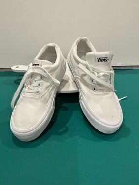 Vans White Canvas Low-Top Sneakers Size 5